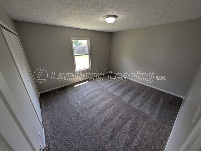 Building Photo - Charming 3-Bedroom Ranch with New Kitchen ...