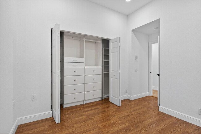 Building Photo - 1012 Fairfield Meadows Dr