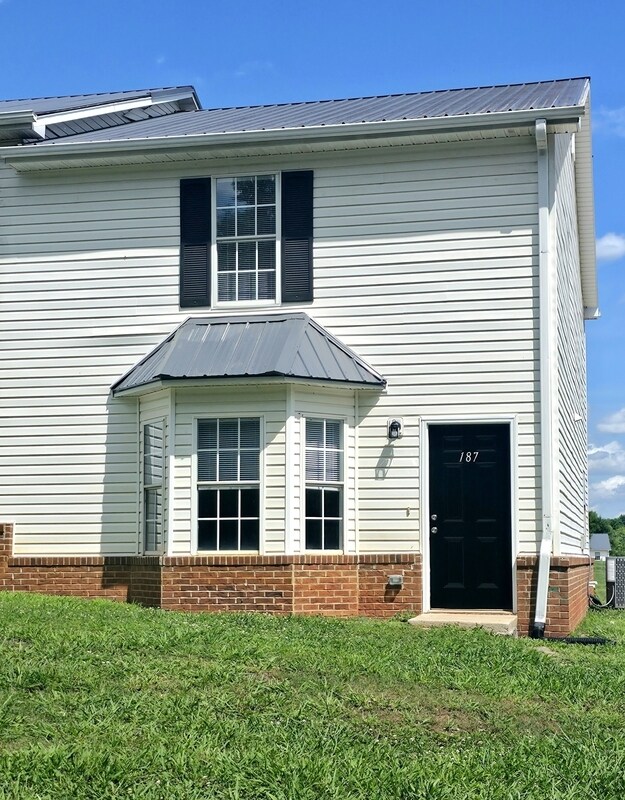 Building Photo - 233 Westchester Cir