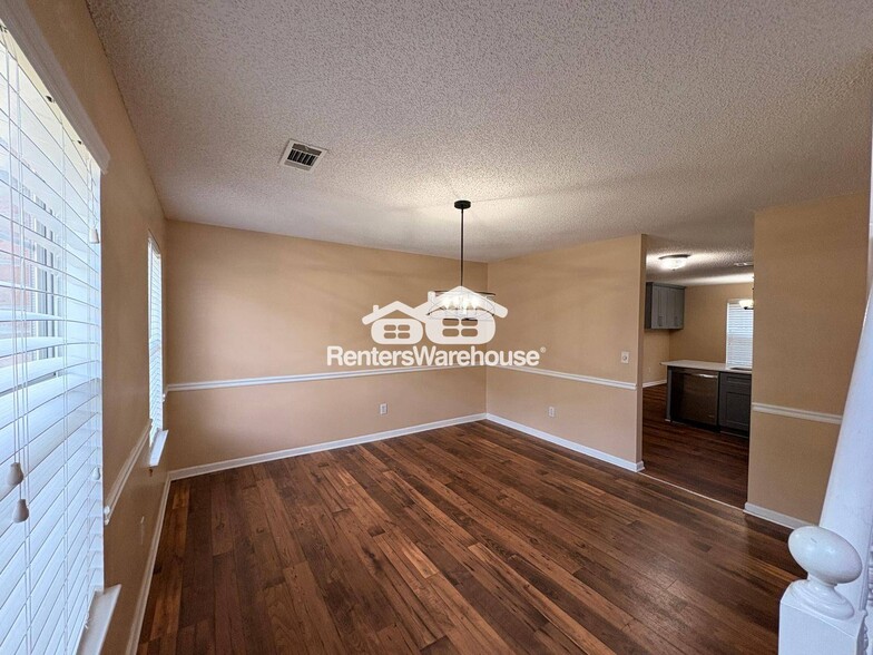 Building Photo - 1576 Rogers Crossing Dr
