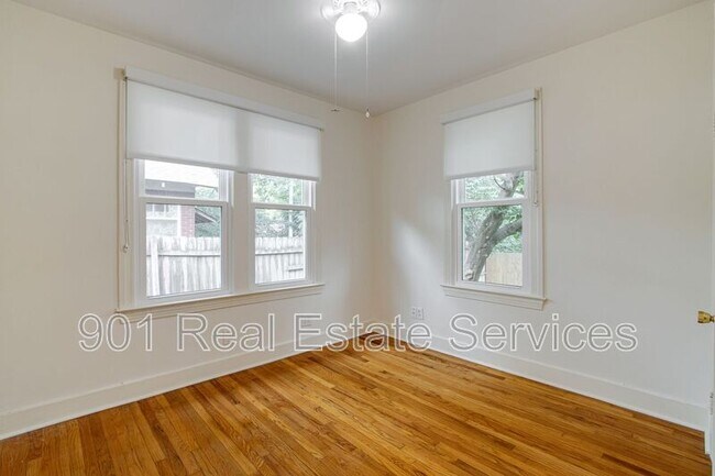 Building Photo - 1034 Meda St