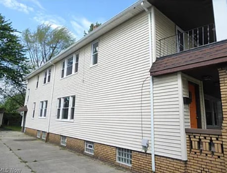 Building Photo - 1808 Buhrer Ave