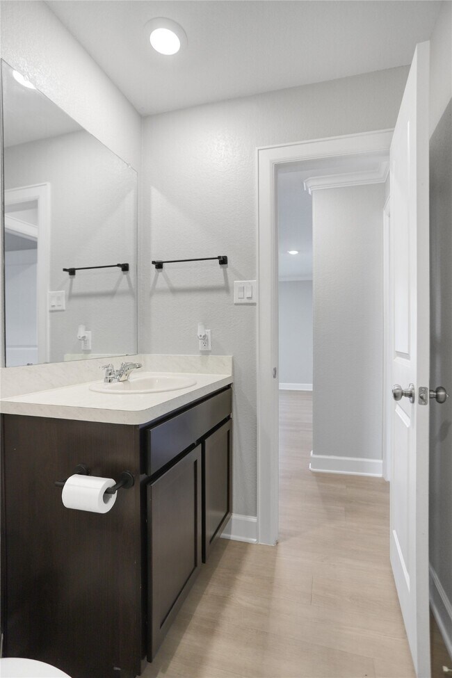 Building Photo - 4235 Palmetto Grv Ln