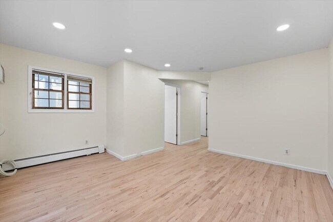 Building Photo - 56 POPLAR St