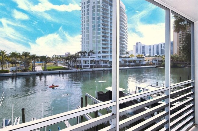 Building Photo - 922 Blvd of the Arts