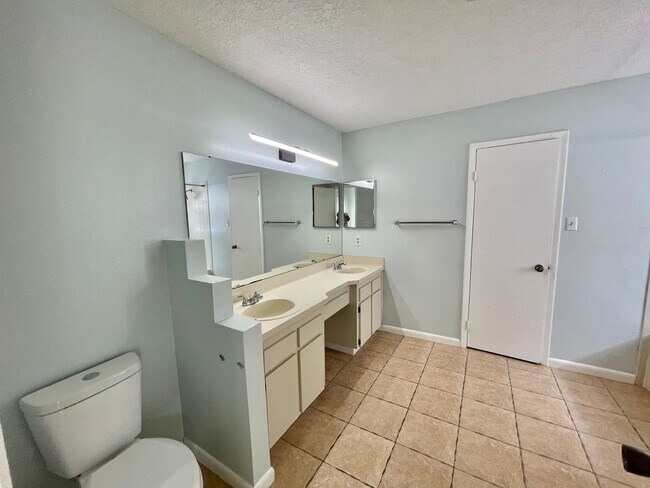 Building Photo - Providence Lakes beauty for rent and READY...