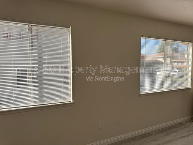 Building Photo - 3479 20th St