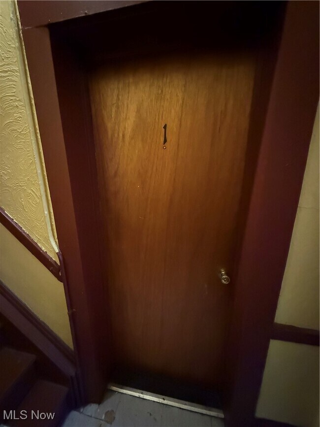 Building Photo - 3467 E 149th St