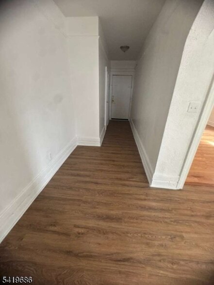 Building Photo - 112 Lincoln St