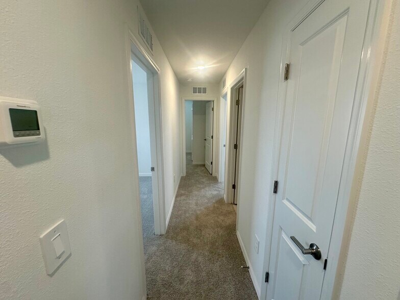 Building Photo - 17606 Happytrails St