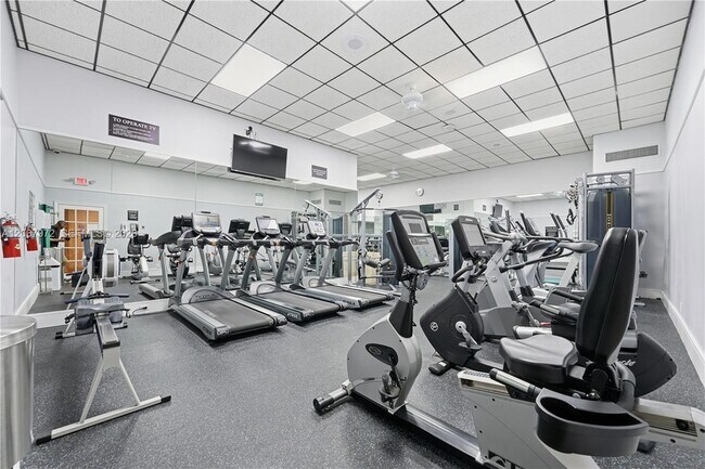 Building Photo - 4280 Galt Ocean Dr