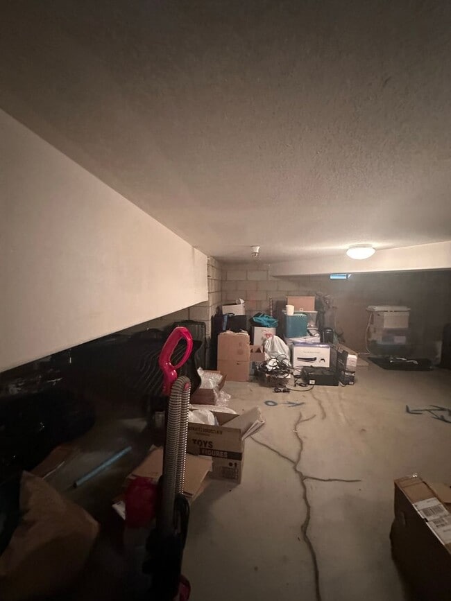 Building Photo - Stunning 3-Bedroom, 2.5-Bath Townhome in the Heart of Torrey Highlands – A Must-See!