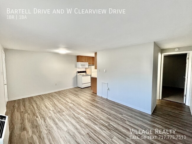 Primary Photo - Newly-remodeled 1-Bed Convenient to I-83 &...