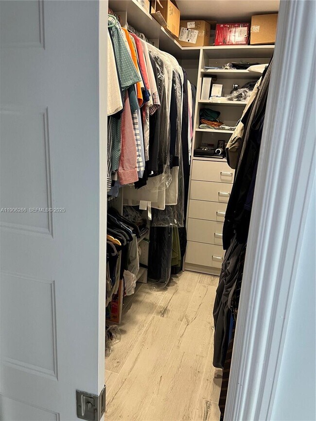 Building Photo - 300 Three Islands Boulevard