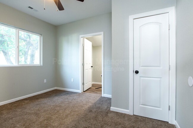 Building Photo - 1601 S Pattie St