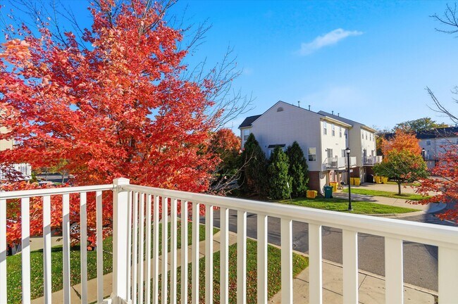 Building Photo - 6342 Trumpeter Ln