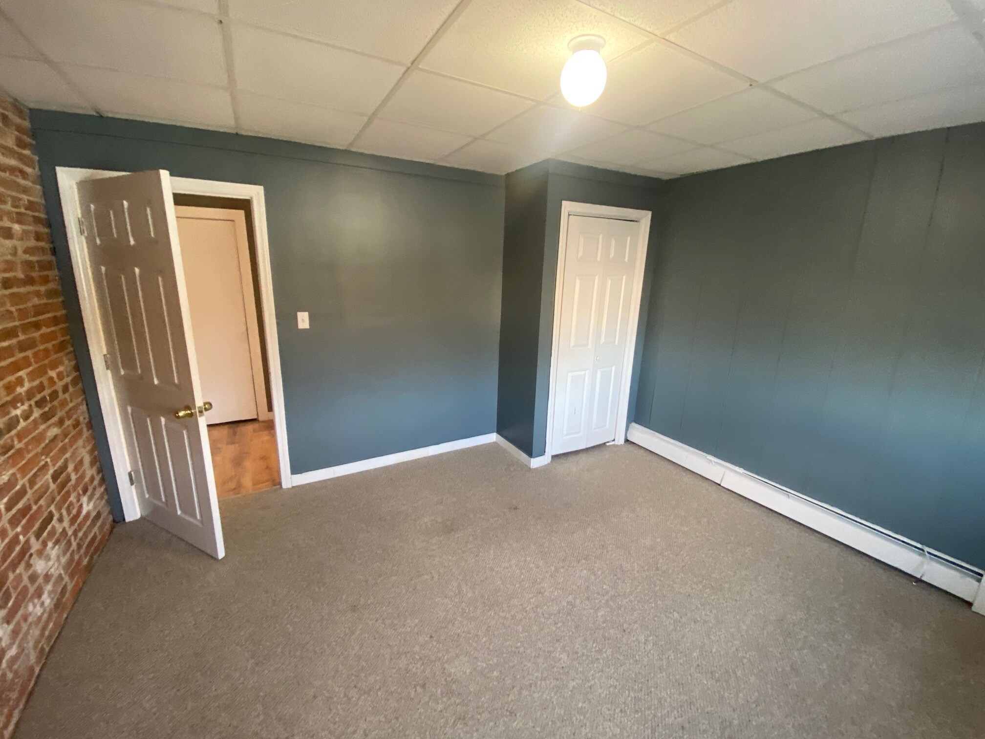 Building Photo - 46 Almont St