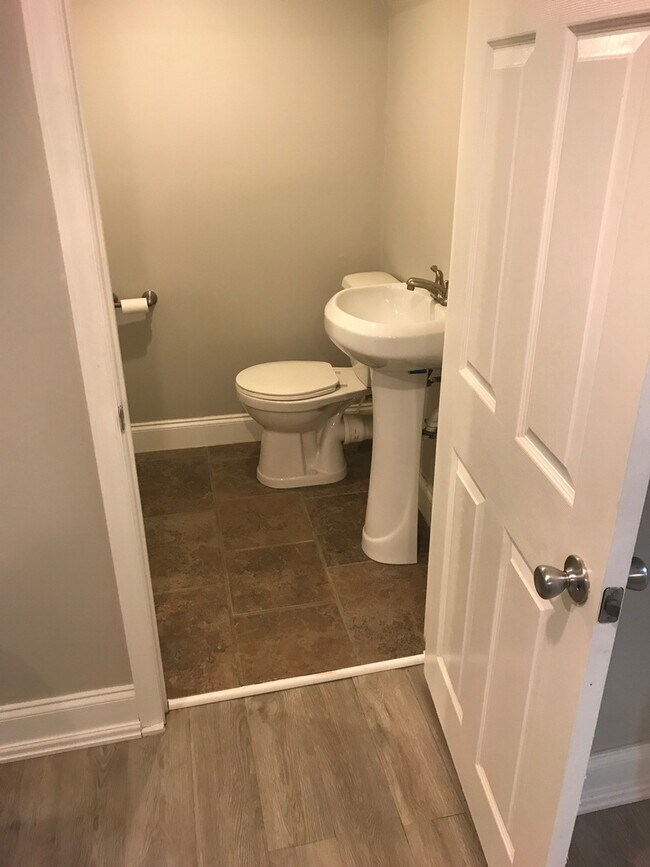 Building Photo - 3 Bedrooms and 3.5 Bathrooms-Coming Soon