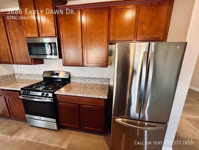 Building Photo - 3686 Early Dawn Dr