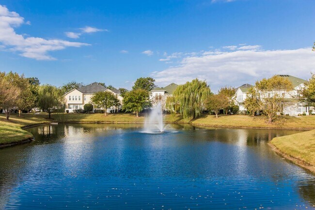 Building Photo - 1132 Grace Hill Dr