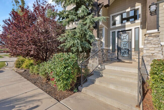 Building Photo - Luxury North Salt Lake Home with Mountain Views, Office & Fully Fenced Yard