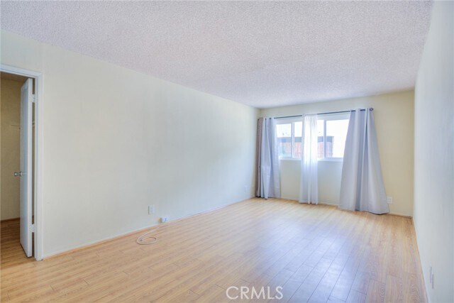 Building Photo - 125 S Sierra Madre Blvd