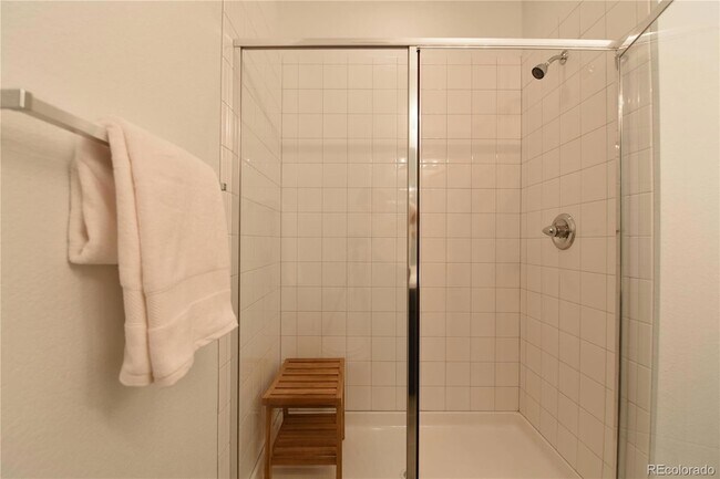 Building Photo - 5208 Silver Hare Ct
