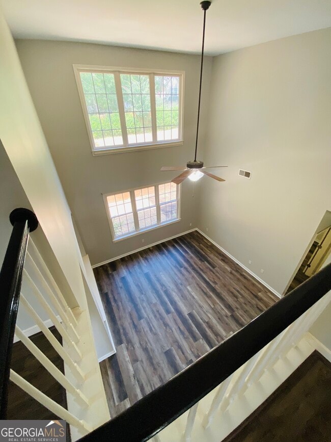 Building Photo - 33 Tall Timbers Cir