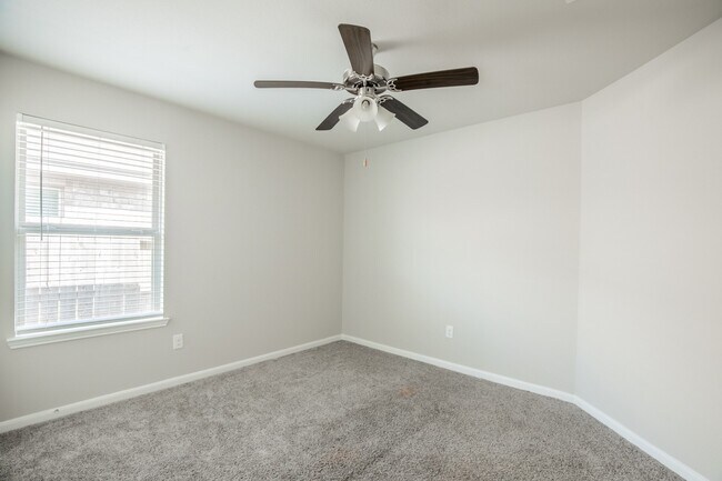 Building Photo - 1407 Wheatland Terrace Ln