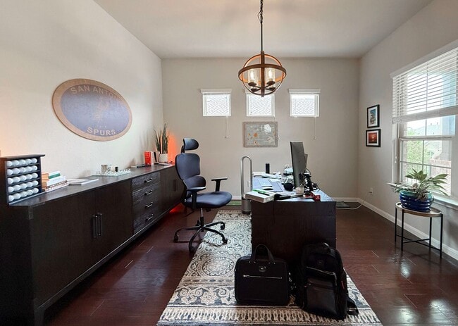 Building Photo - Beautiful 4/3.5 Home Available In Northwest San Antonio!