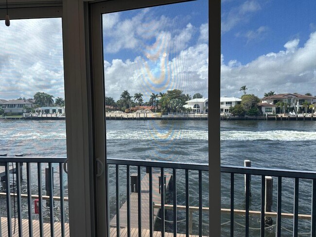 Building Photo - 3310 S Ocean Blvd