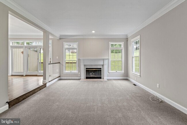 Building Photo - 333 Lea Dr