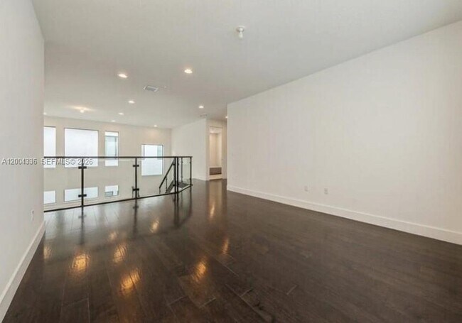 Building Photo - 17041 Teton River Rd