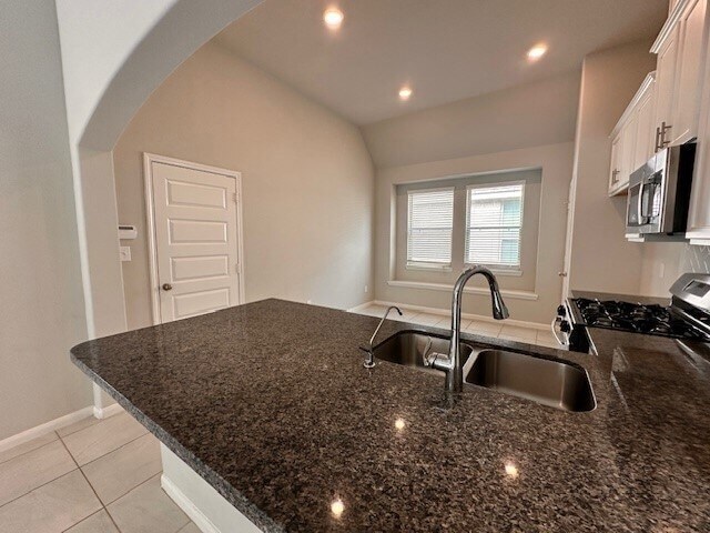 Building Photo - 2826 Star Sky Way
