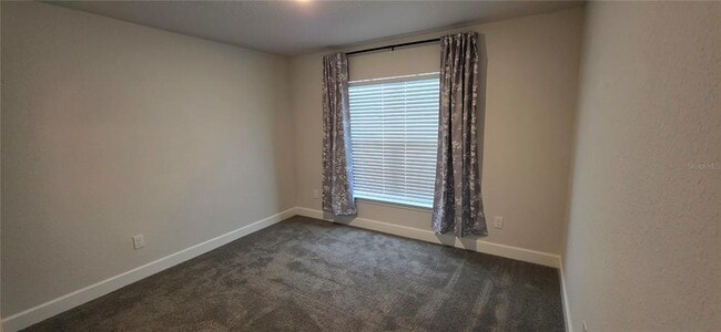 Building Photo - 3107 NE 46th Ave