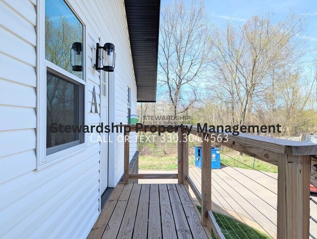 Building Photo - 5015 Massillon Rd