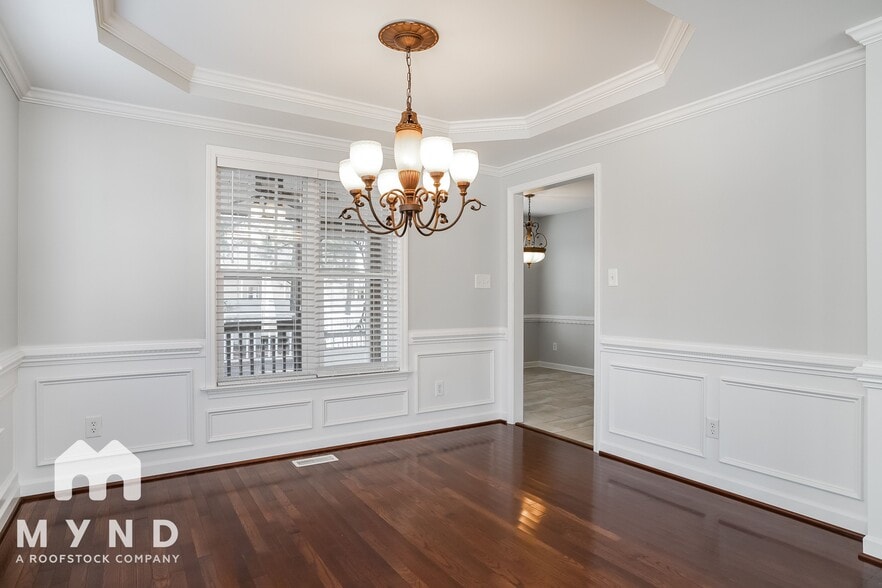 Building Photo - 40 Pinewinds Ct