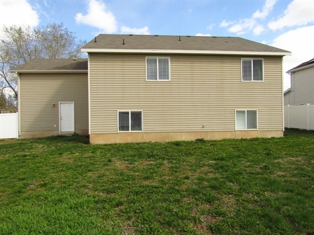 Building Photo - 32 E 2200 S