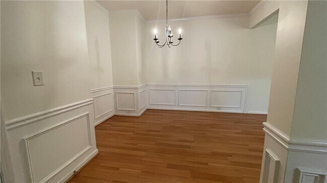 Building Photo - 2028 Ellison Way