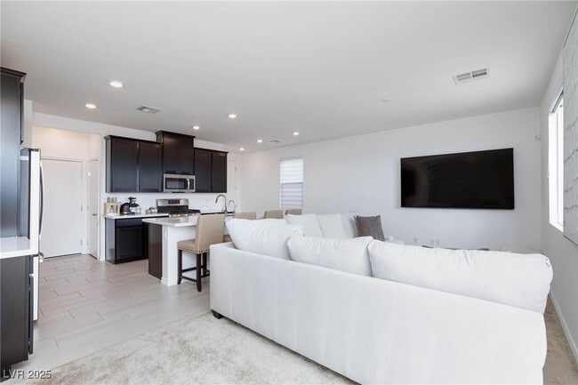 Building Photo - 7792 Vino Vranec Ct
