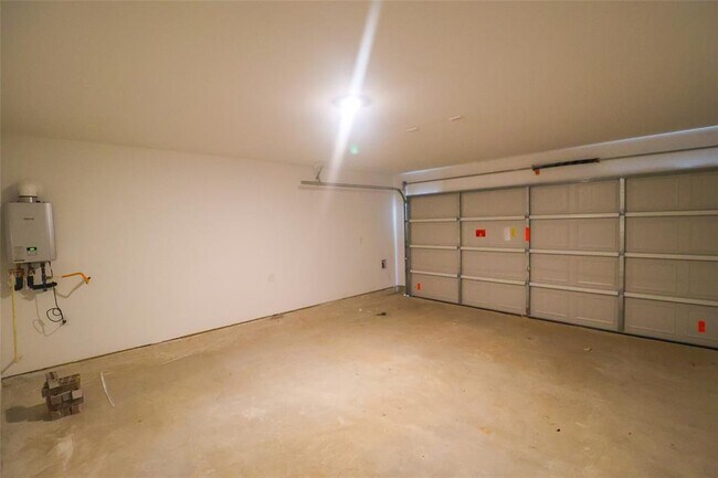 Building Photo - 31371 Black Cherry St