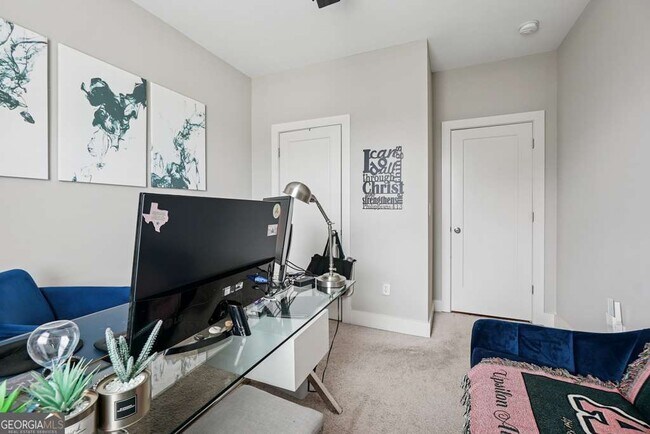 Building Photo - 144 1st Ave NW