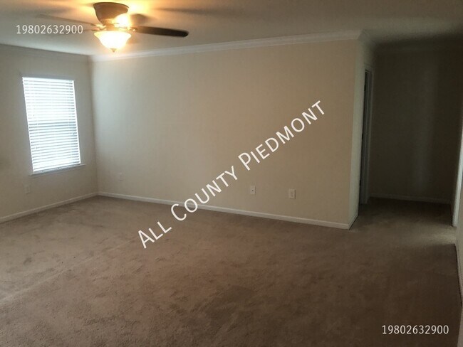 Building Photo - 7711 Kelburn Ln