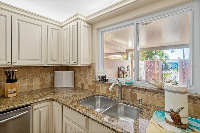 Building Photo - 355 Boca Ciega Point Blvd S