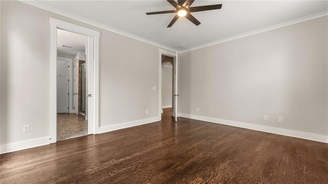 Building Photo - 183 Fowler St