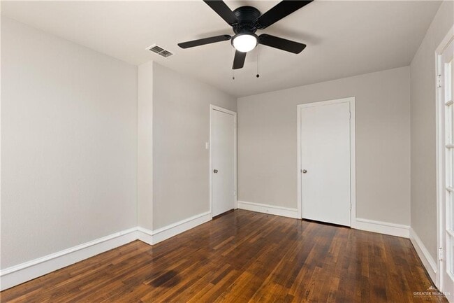 Building Photo - 1305 Quince Ave