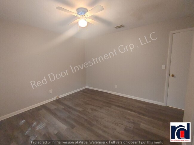 Building Photo - Renovated 2 Bedroom 1 Bath Quadplex-Ocala!