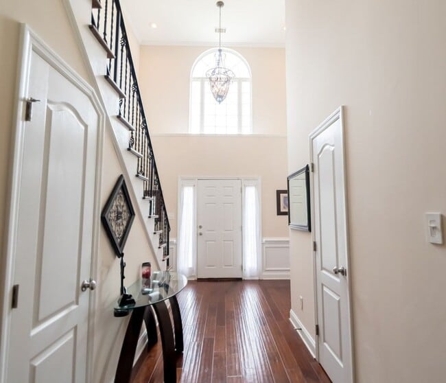 Building Photo - Beautiful Home in Evans!