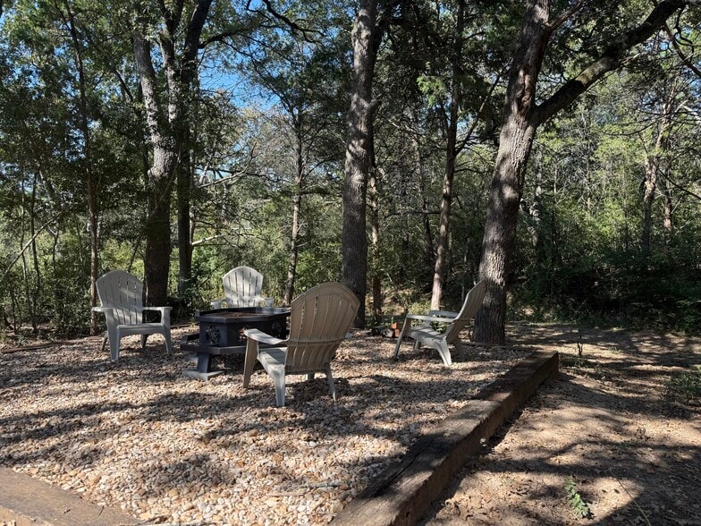 Yard - 106 Harper Dr