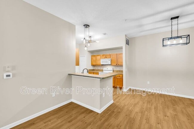 Building Photo - 7920 Merrill Rd